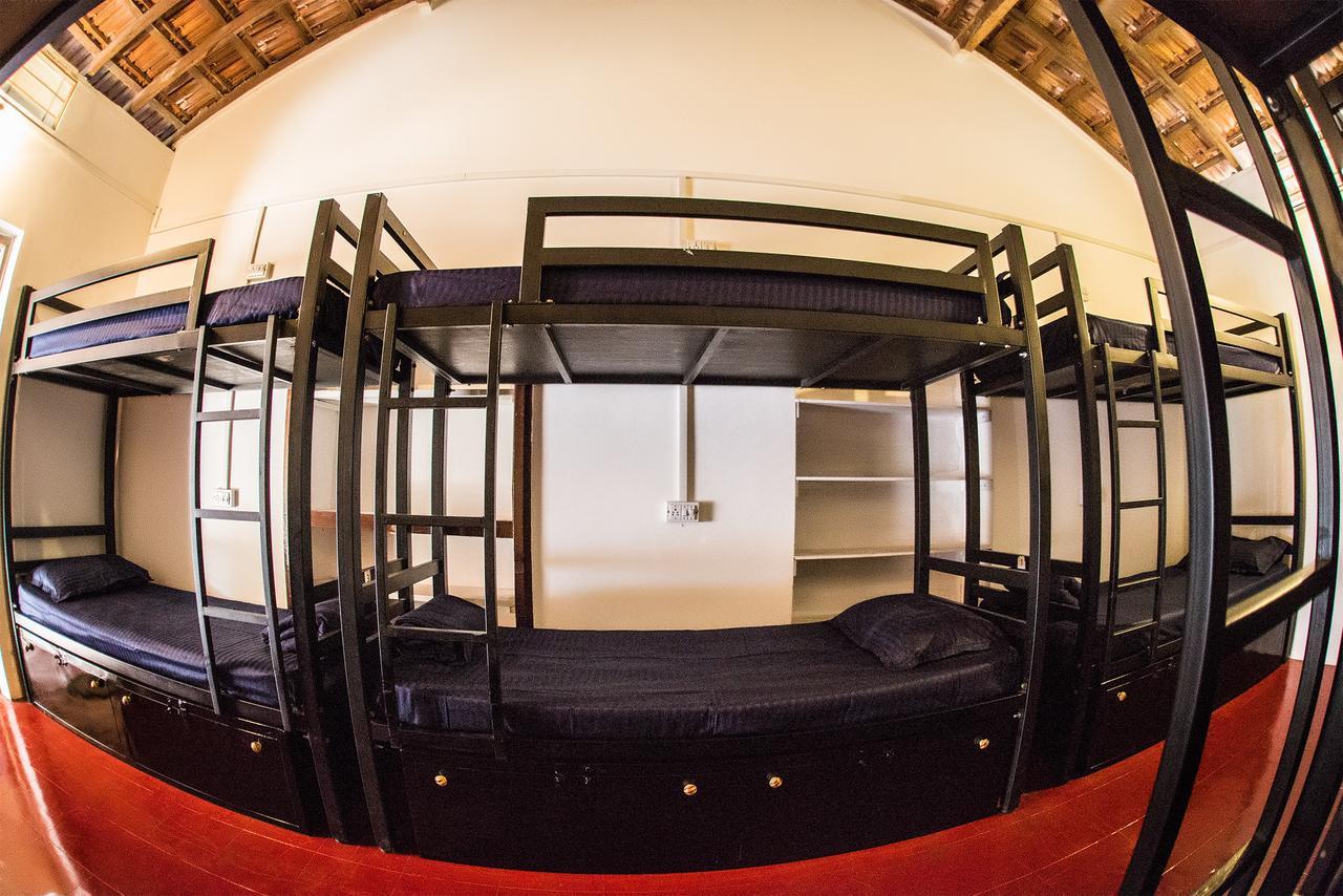 Dreams Hostel Вагатор Экстерьер фото