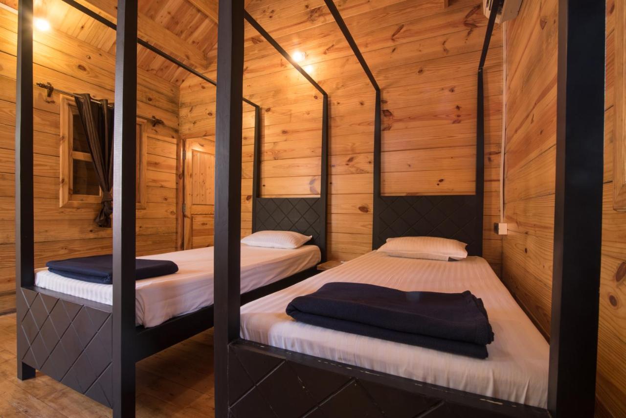 Dreams Hostel Вагатор Экстерьер фото