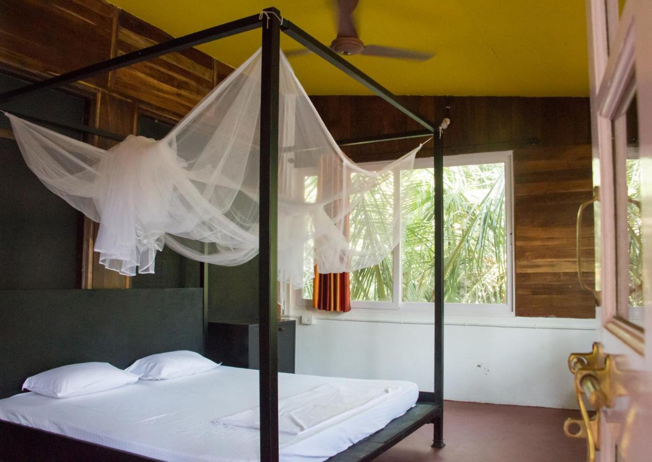 Dreams Hostel Вагатор Экстерьер фото