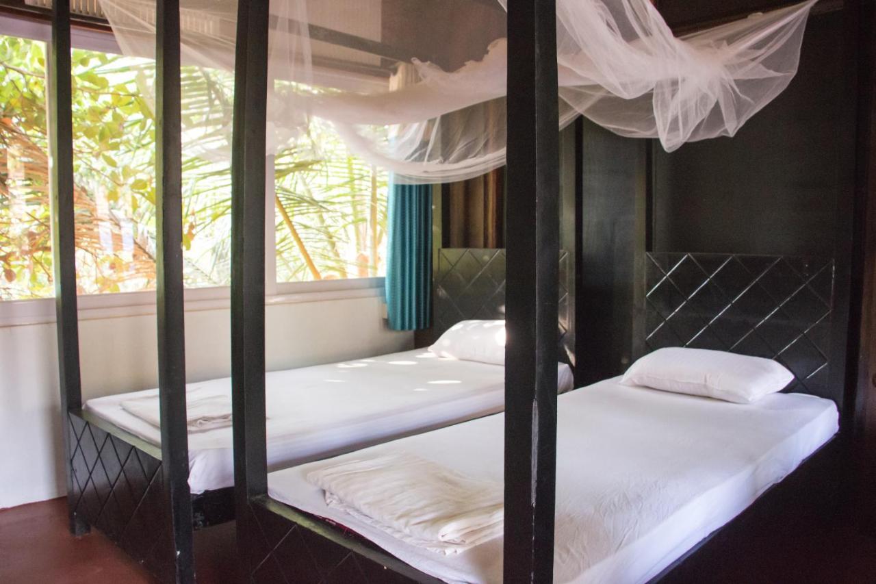 Dreams Hostel Вагатор Экстерьер фото
